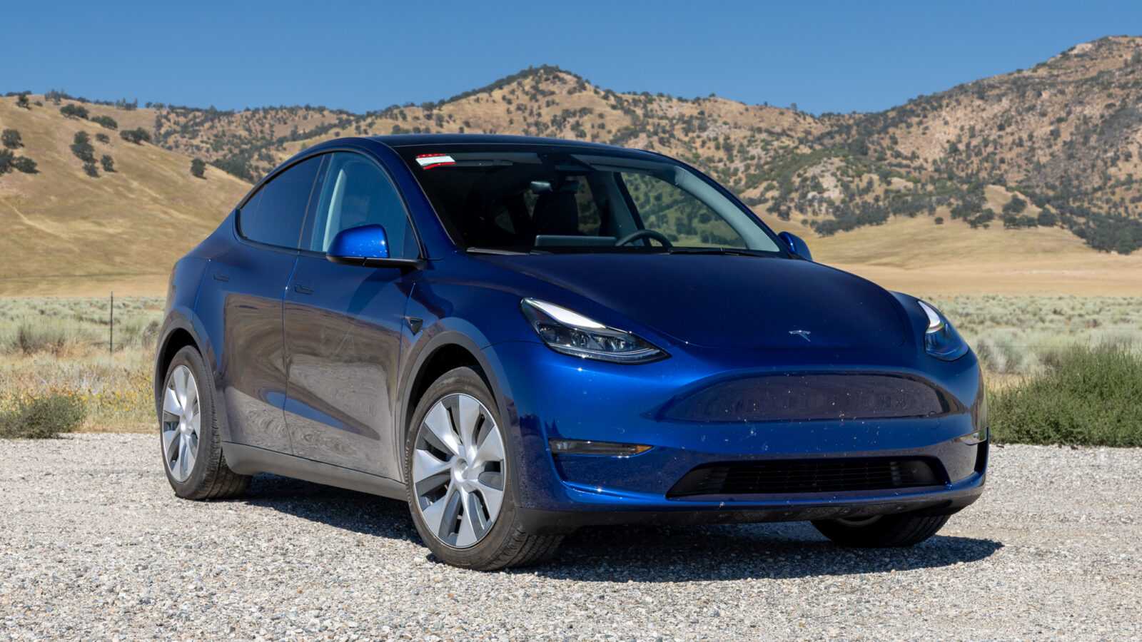 Как заряжать американскую Tesla Model Y дома и на зарядных станциях