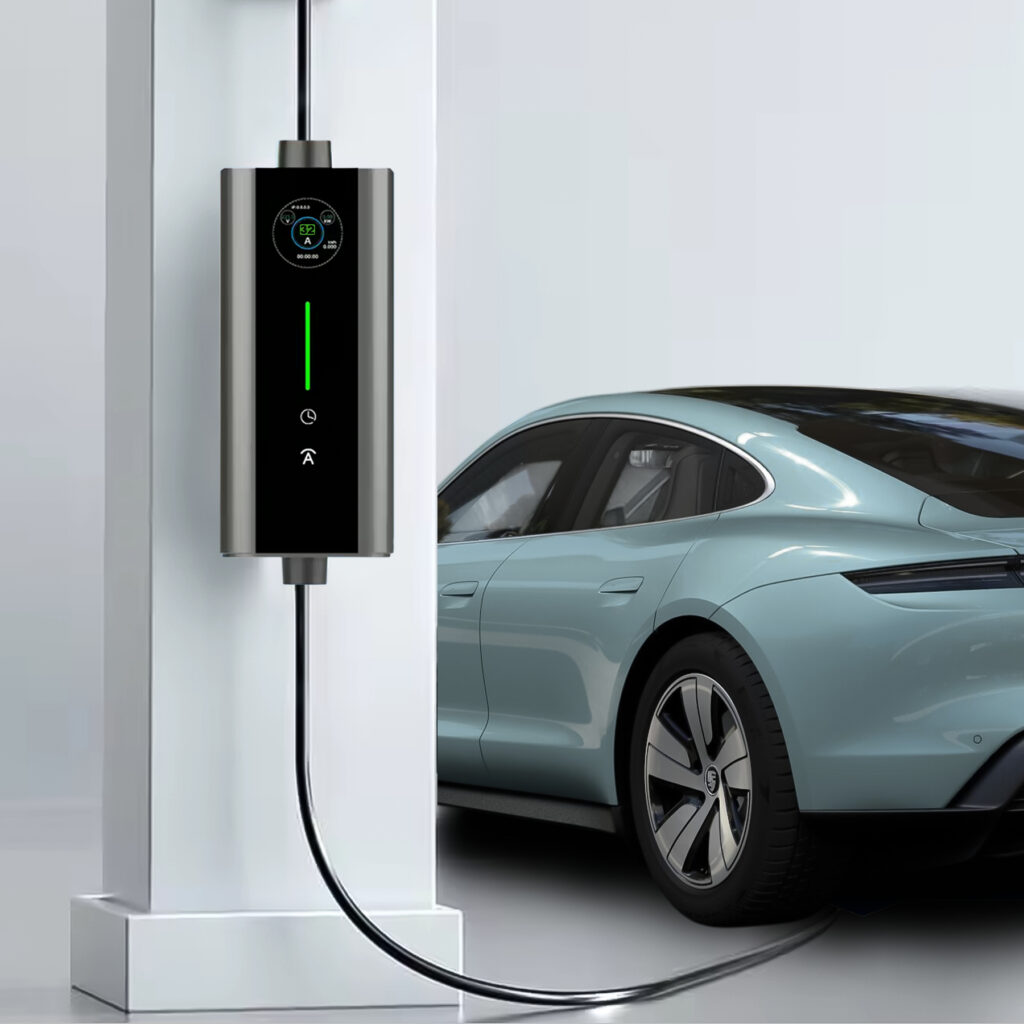 электромобиль porsche на зарядке от зарядного устройства GNLT basic Type 2 на 3х32А