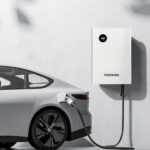 зарядная станция wattsaving y7 gbt dc на 7квтч заряжает электромобиль дома